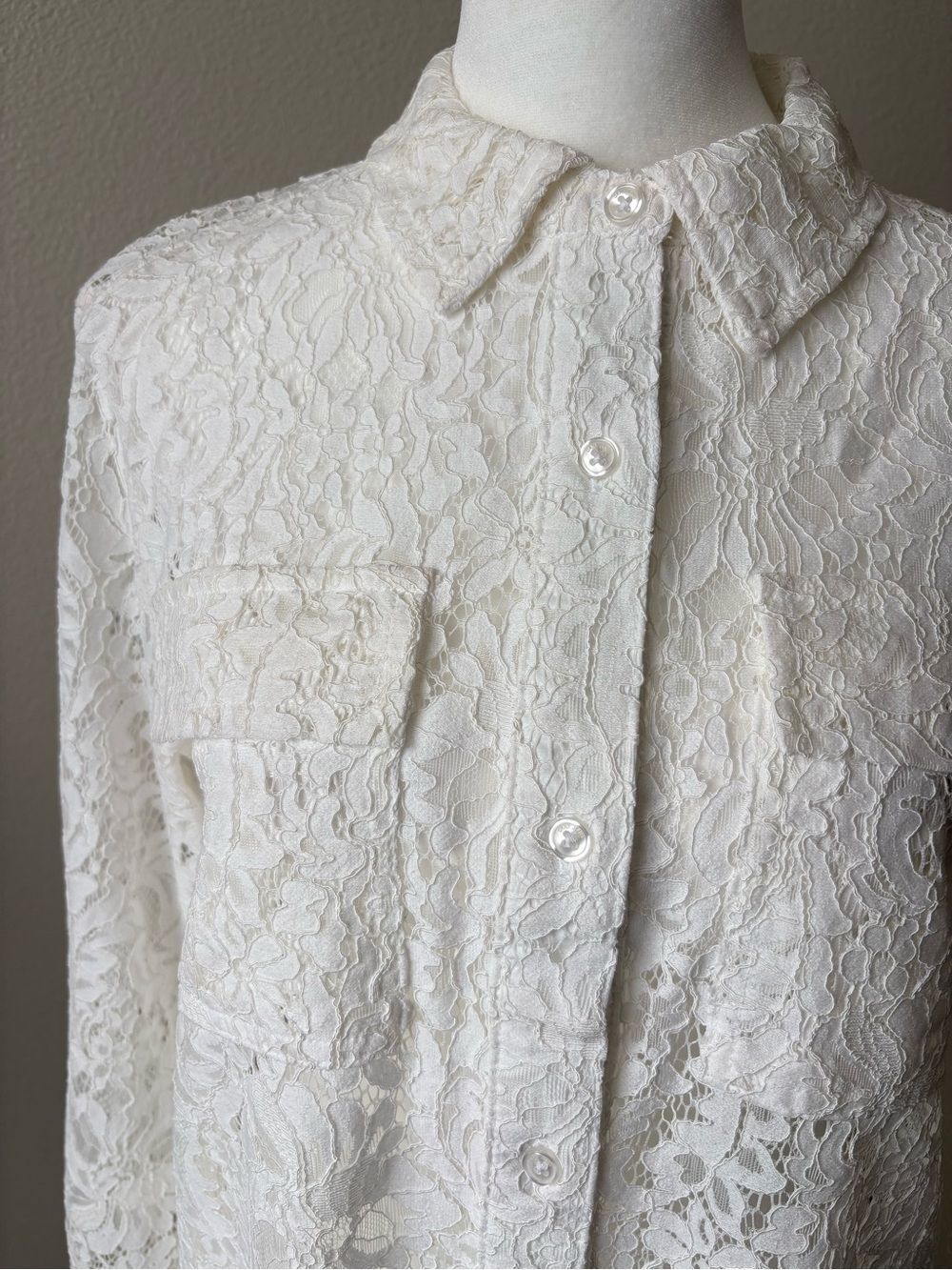 DKNY White Lace Button-Down Shirt Size XS NWT - Picture 3 of 8